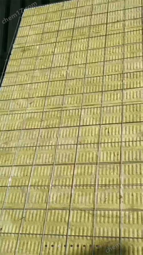 钢网插丝岩棉板厂家 憎水外墙保温板